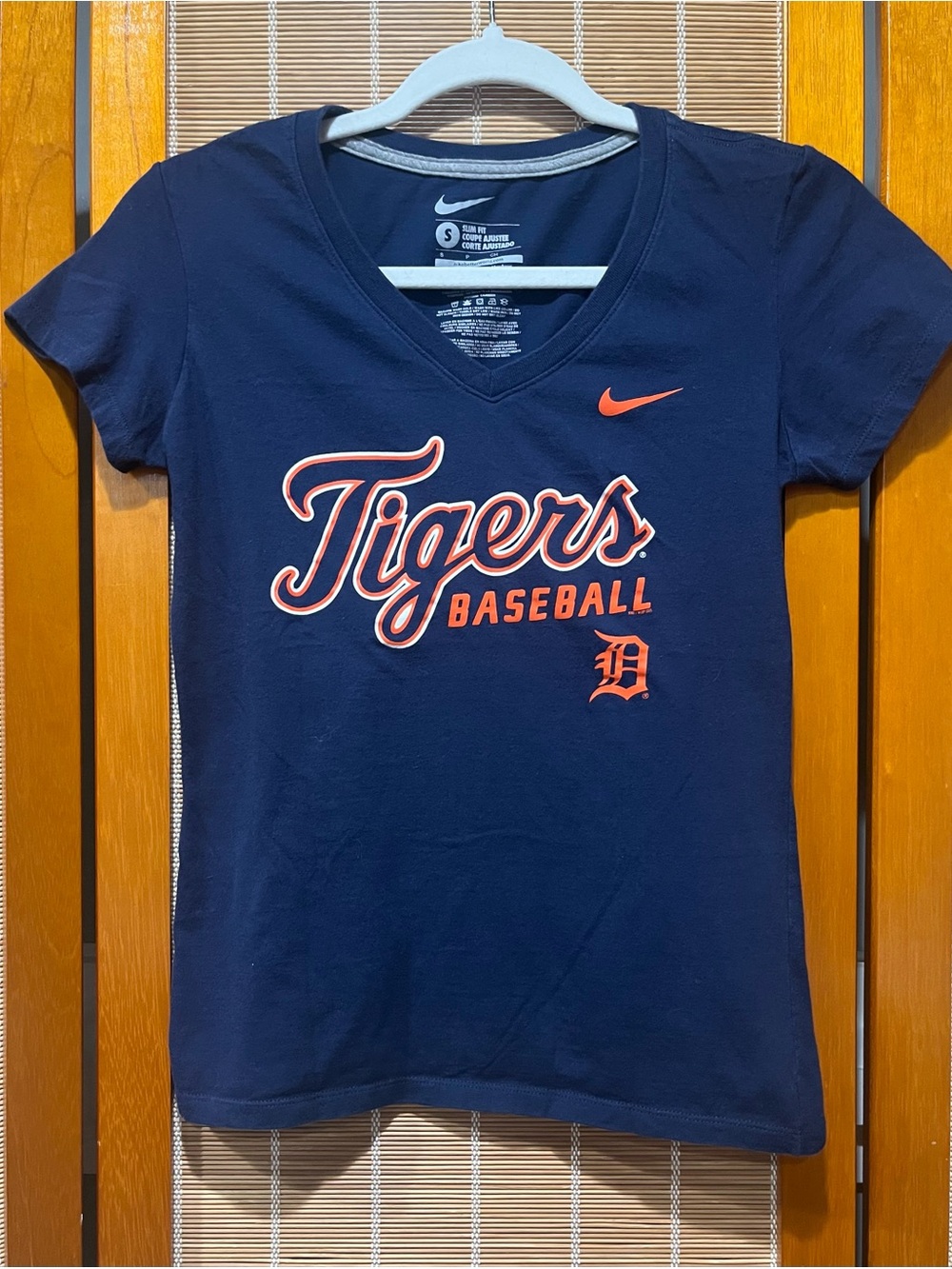 NIKE Detroit Tigers navy logo tee, size S